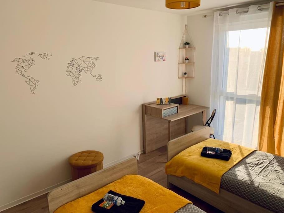 Pourquoi Notre T3 Avec Parking Est Pour Vous ? Apartment Lille Bagian luar foto