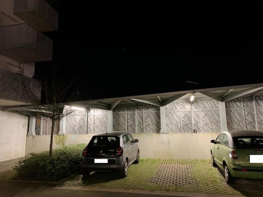 Pourquoi Notre T3 Avec Parking Est Pour Vous ? Apartment Lille Bagian luar foto