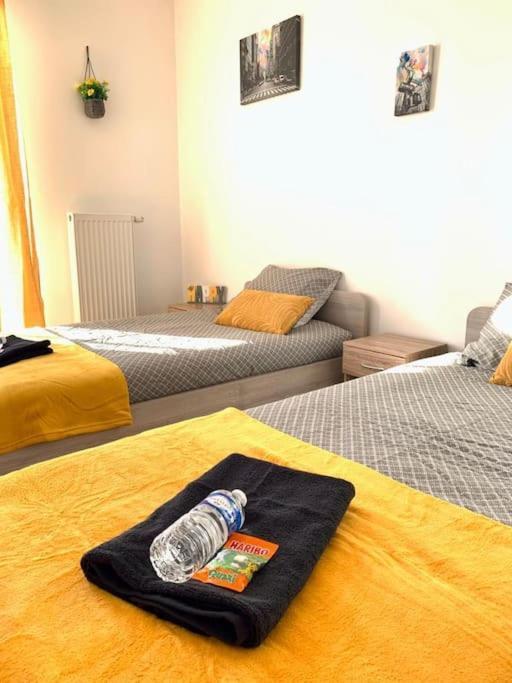Pourquoi Notre T3 Avec Parking Est Pour Vous ? Apartment Lille Bagian luar foto