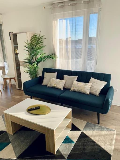Pourquoi Notre T3 Avec Parking Est Pour Vous ? Apartment Lille Bagian luar foto