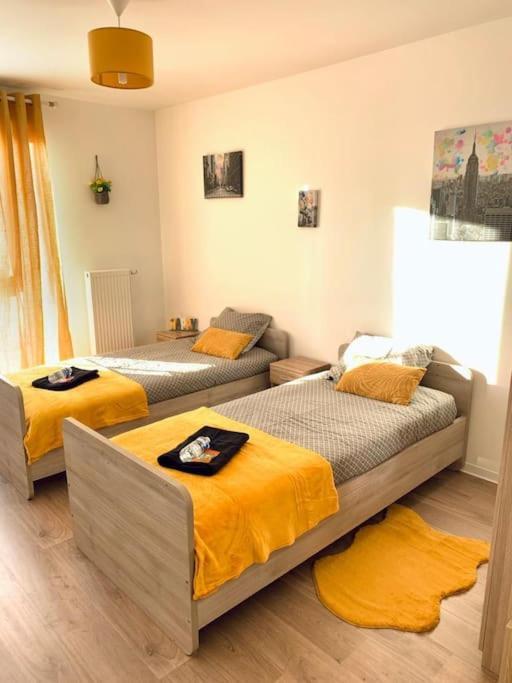 Pourquoi Notre T3 Avec Parking Est Pour Vous ? Apartment Lille Bagian luar foto