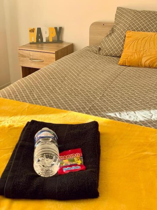 Pourquoi Notre T3 Avec Parking Est Pour Vous ? Apartment Lille Bagian luar foto