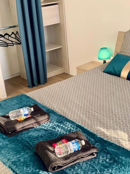 Pourquoi Notre T3 Avec Parking Est Pour Vous ? Apartment Lille Bagian luar foto
